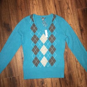 NWT 100% Cashmere Sweater